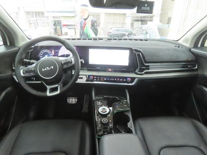 Kia Sportage The 2.0 LPG 2WD Signature 8