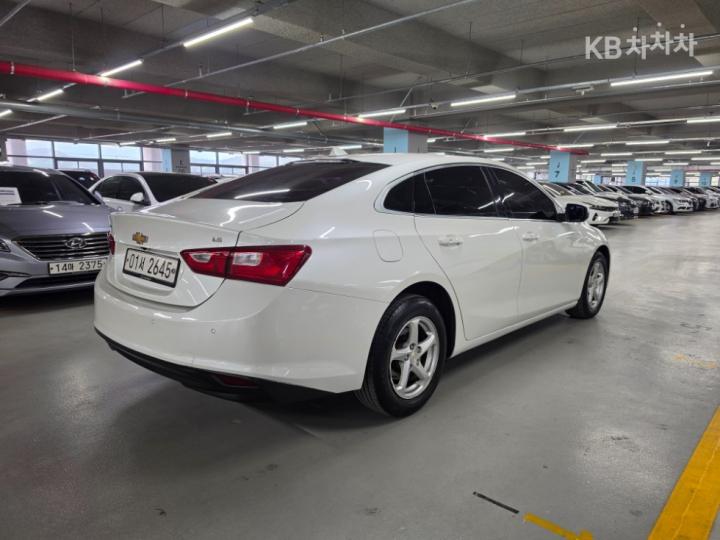 Chevrolet Malibu 1.5 Turbo LS 7