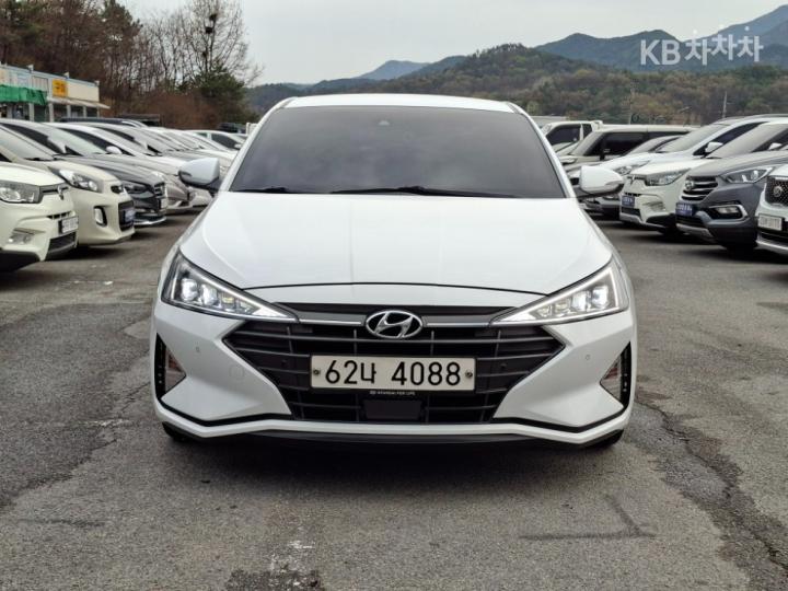 Hyundai Avante AD Smartstream G1.6 Smart 4