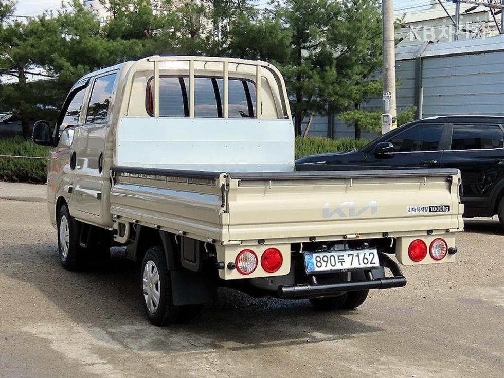 2025 - kia bongo iii