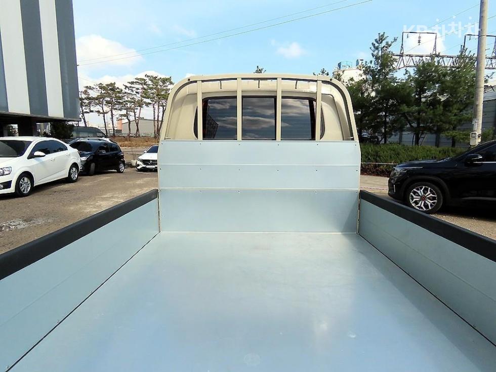 2025 - kia bongo iii