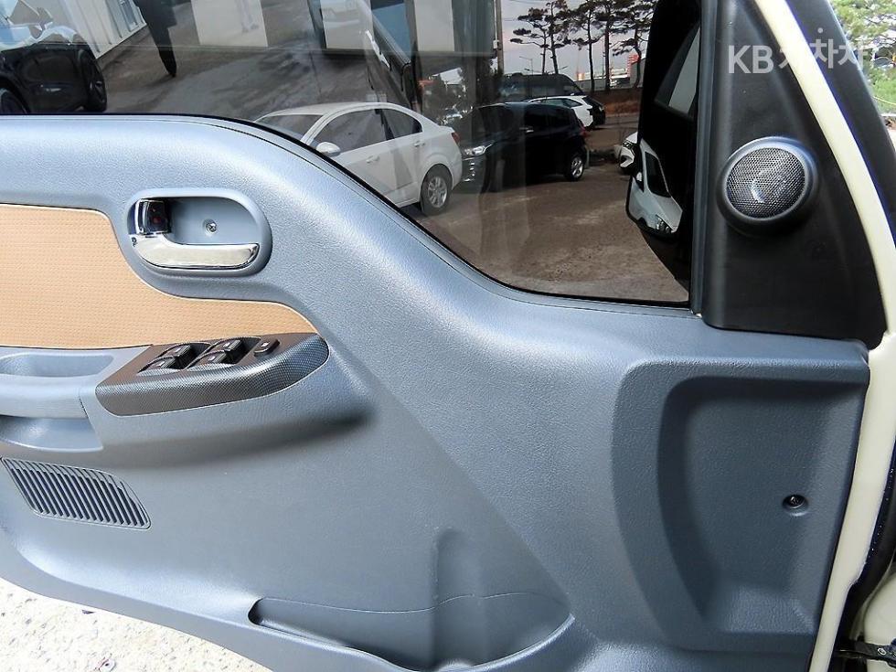 2025 - kia bongo iii