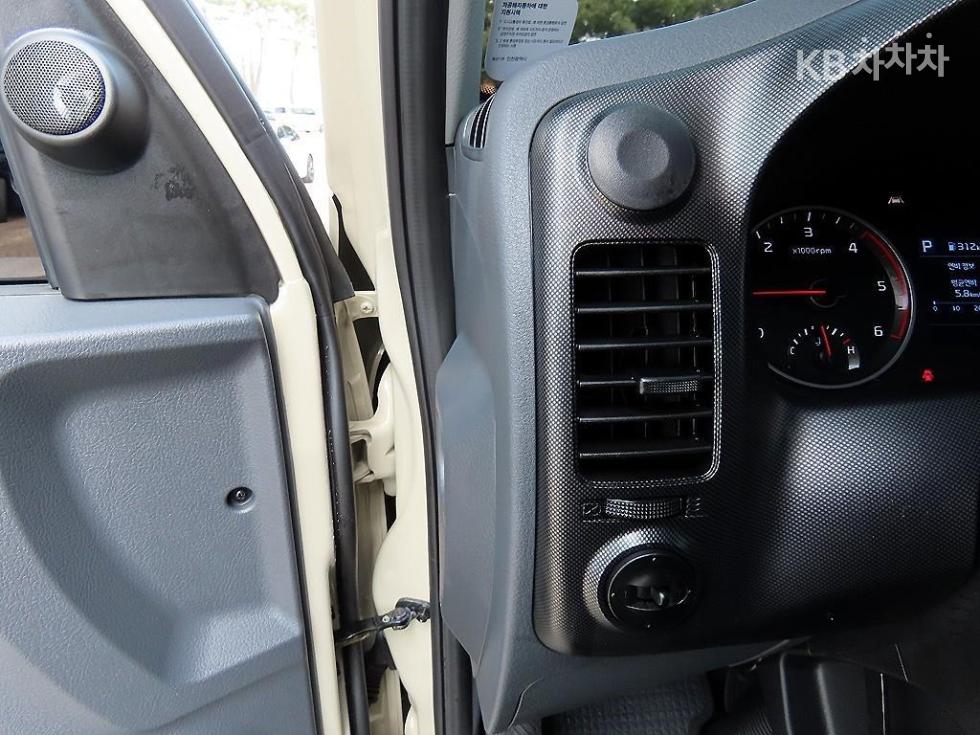 2025 - kia bongo iii
