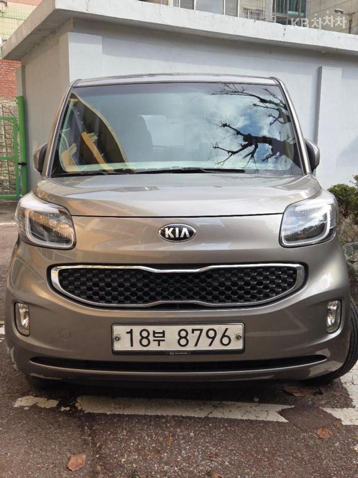 Kia Ray 1.0 Gasoline Prestige