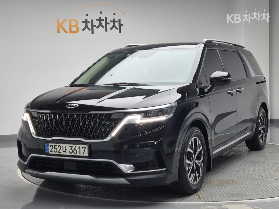 Kia 카니발 4세대 D2.2 9인승 노블레스 - фото 1