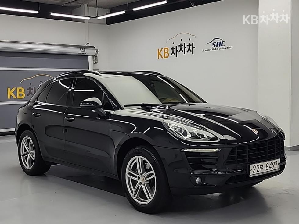 2015 - porsche macan
