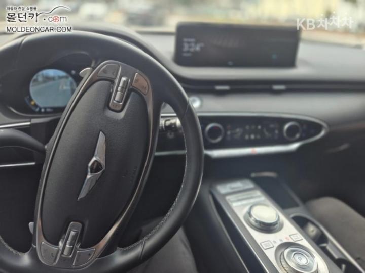 Genesis GV70 Diesel 2.2 2WD 5