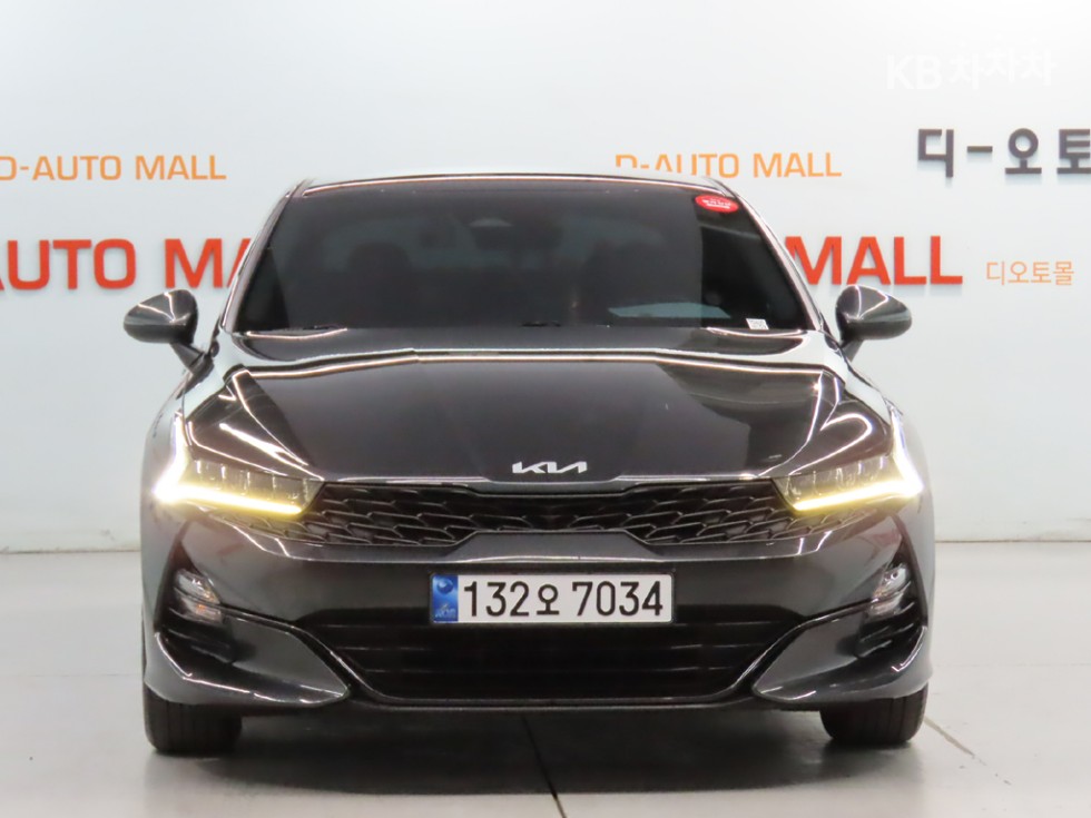 2022 - kia k5
