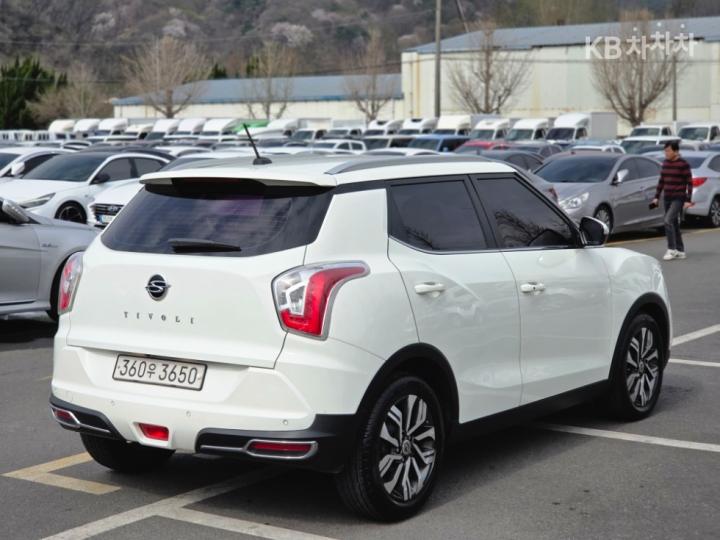 KG Mobility (Ssangyong) Tivoli Armor 1.6 Diesel VX 2WD 4