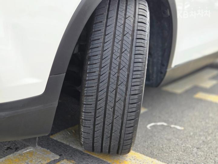 KG Mobility (Ssangyong) Tivoli Armor 1.6 Diesel VX 2WD 9
