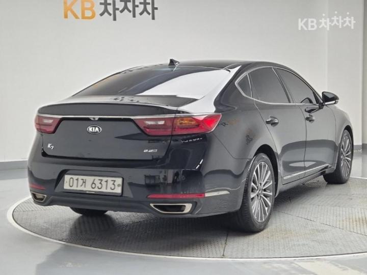 Kia K7 2.2 Diesel Limited 4