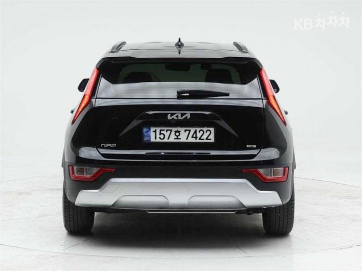 Kia Niro The 1.6 HEV Prestige 6