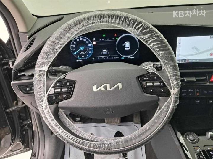 Kia Niro The 1.6 HEV Prestige 9