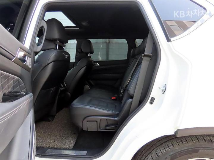 KG Mobility (Ssangyong) Rexton G4 2.2 4WD Heritage 10