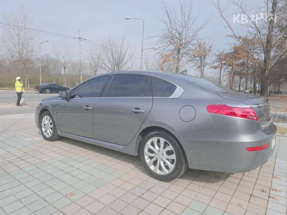 Renault Samsung SM7 — miniaturë 4
