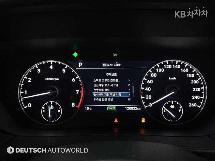 Genesis EQ900 3.8 GDI AWD Premium Luxury 9