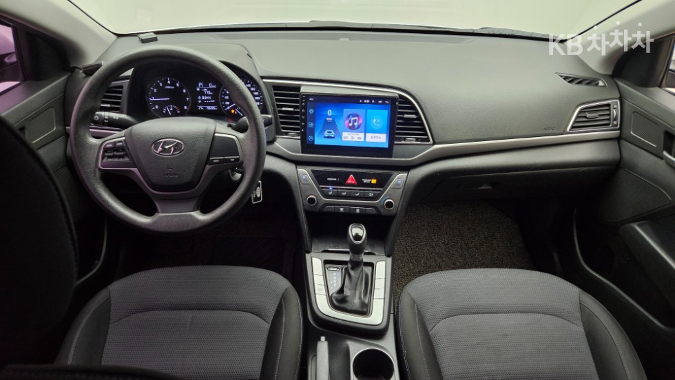 Hyundai Avante — miniaturë 7