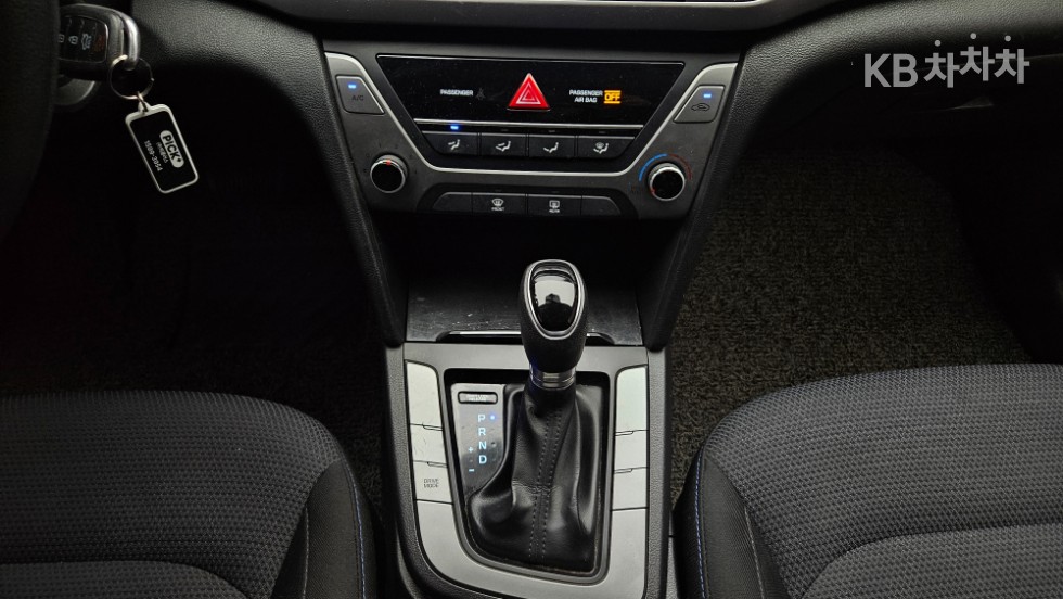 Hyundai Avante — miniaturë 9