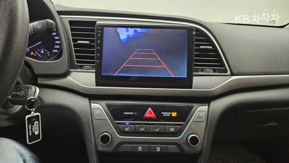 Hyundai Avante — miniaturë 16