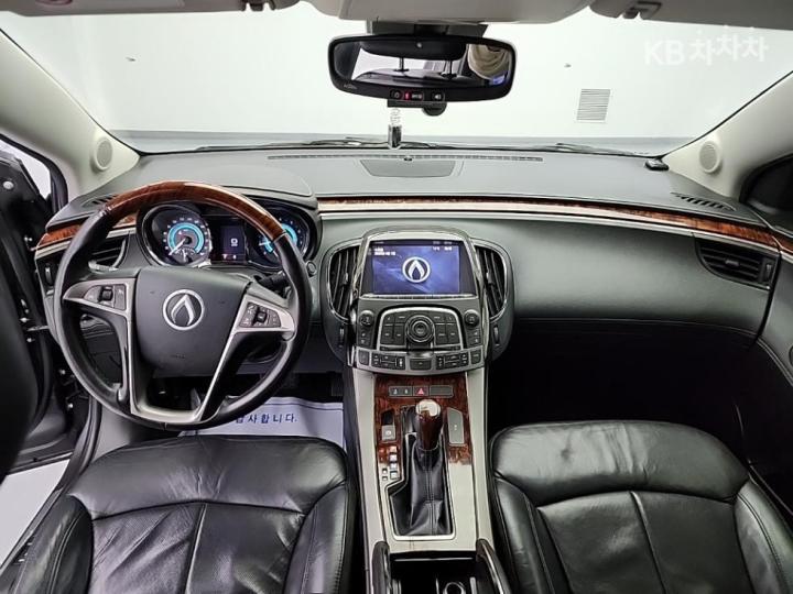 Chevrolet Alpheon EL240 Premium 8