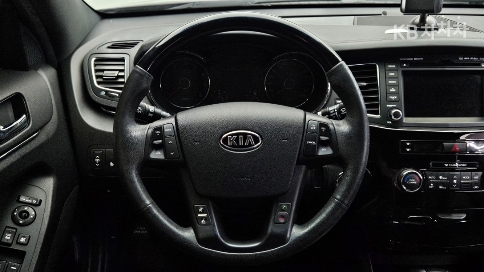 2010 - kia k7