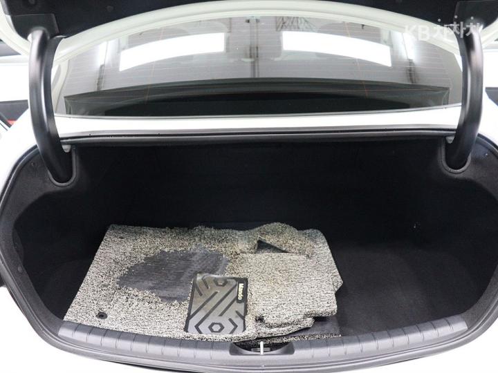 Hyundai Grandeur 2.5 LeBlanc 6