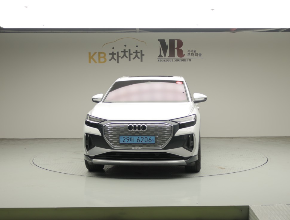 아우디 Q4 e-tron