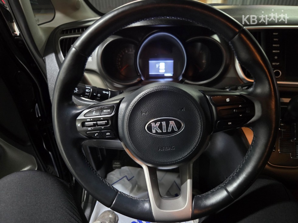 2021 - kia ray