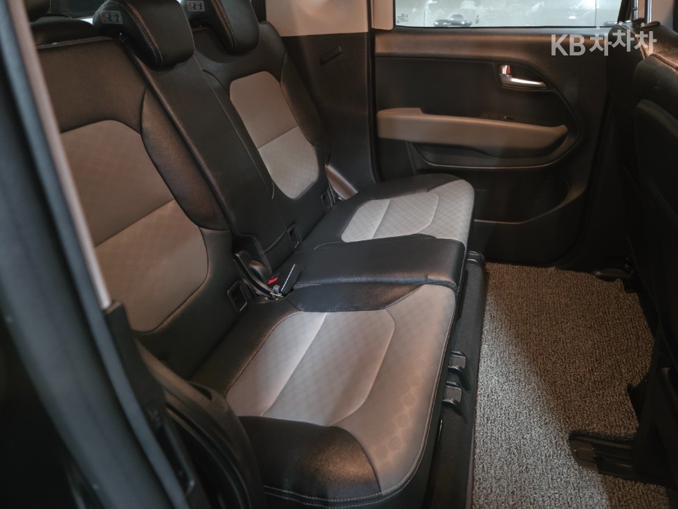 2021 - kia ray