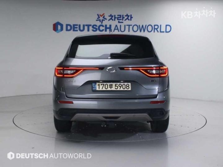 Renault QM6 2.0 LPe 2WD LE 5