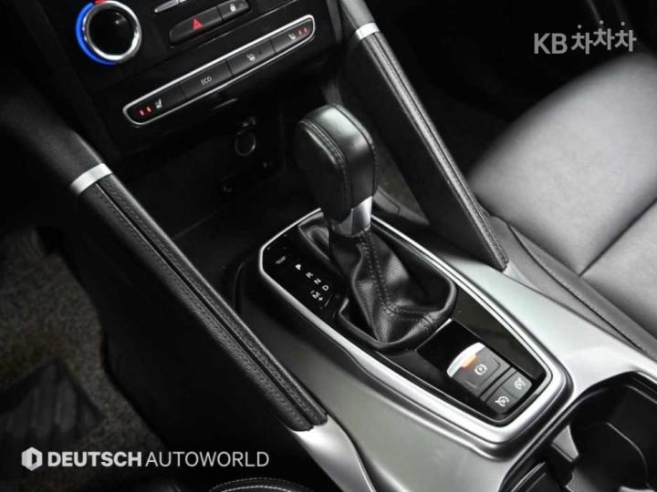 Renault QM6 2.0 LPe 2WD LE 10