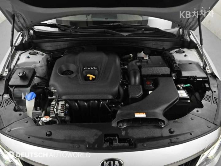 Kia K5 2.0 Gasoline Luxury 7