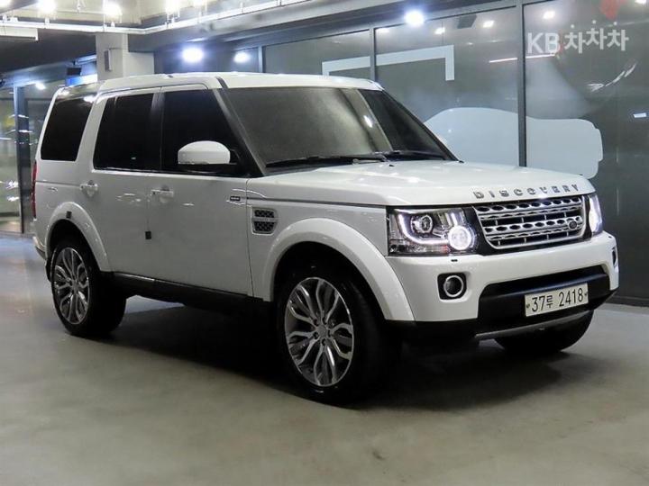 Land Rover Discovery 4 3.0 TDV6 SE 2