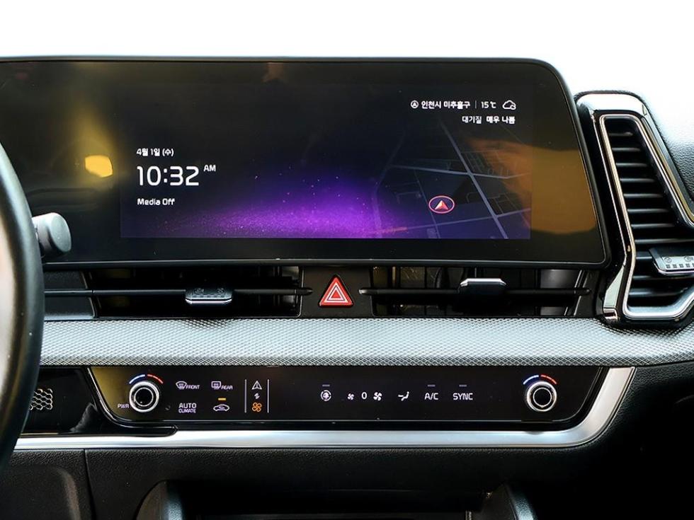 2022 - kia sportage