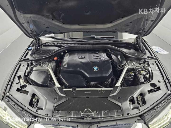 BMW 5 Series G30 520i M Sport 7