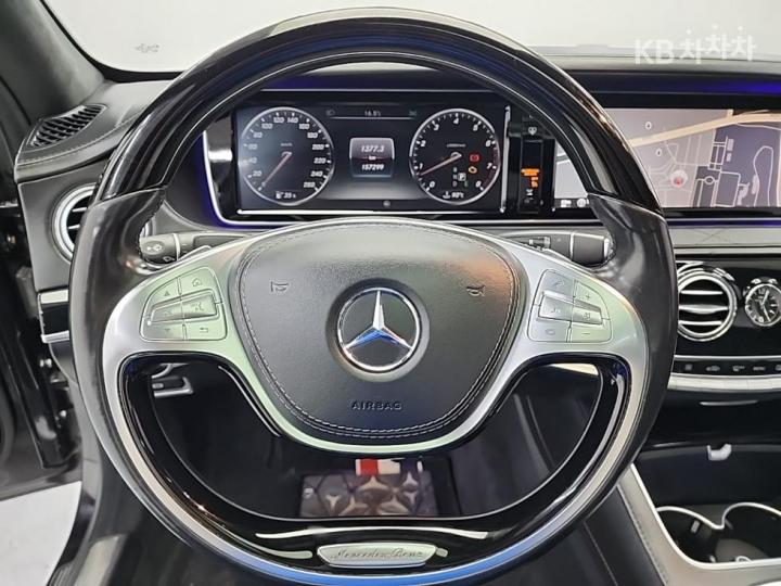 Mercedes-Benz S-Class New Maybach S500 Base Type 10