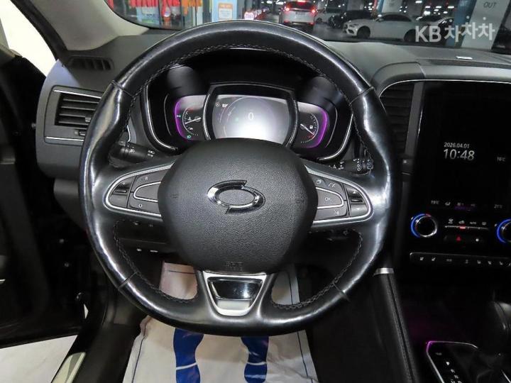 Renault QM6 2.0 2WD RE Signature 9