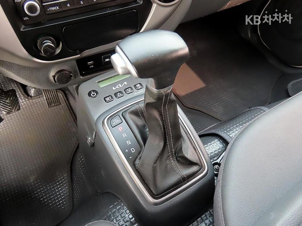 2023 - kia bongo iii