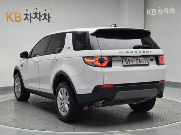 Land Rover Discovery Sport 2.0 TD4 SE 3