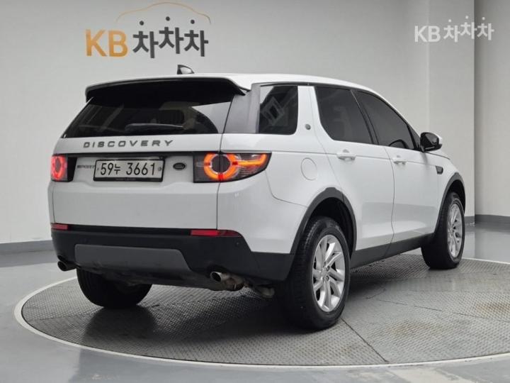 Land Rover Discovery Sport 2.0 TD4 SE 4