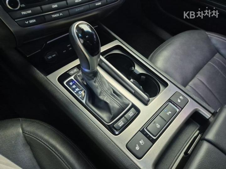 Hyundai Genesis DH G330 Modern AWD Base Type 9