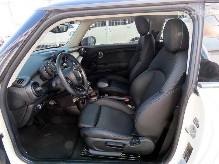 Mini Cooper 1.6 Base Type 6