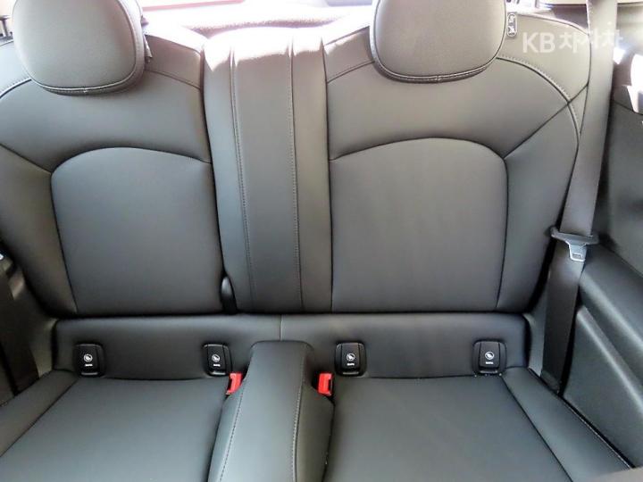 Mini Cooper 1.6 Base Type 7