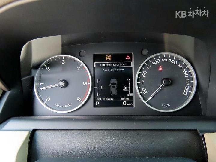 Land Rover Discovery 4 3.0 SDV6 SE 10