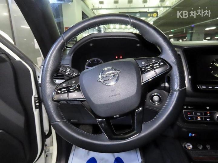 KG Mobility (Ssangyong) Rexton Sport Khan 2.2 4WD Prestige 9