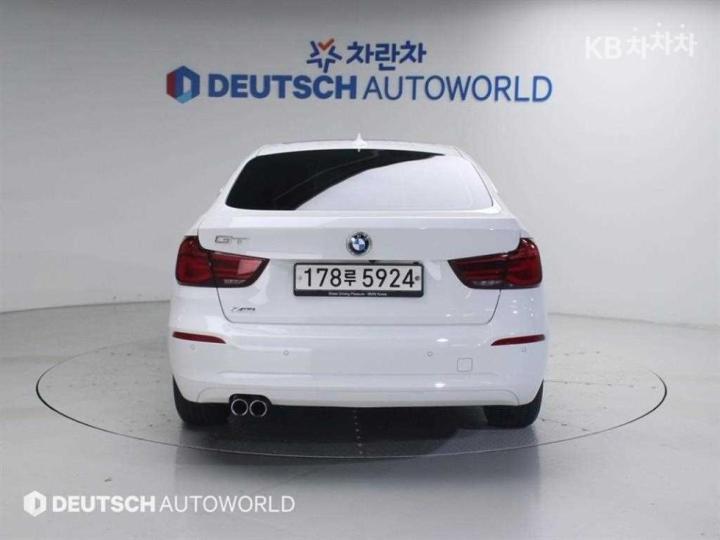 BMW 3 Series GranTurismo GT 320d F34 xDrive Premium 5
