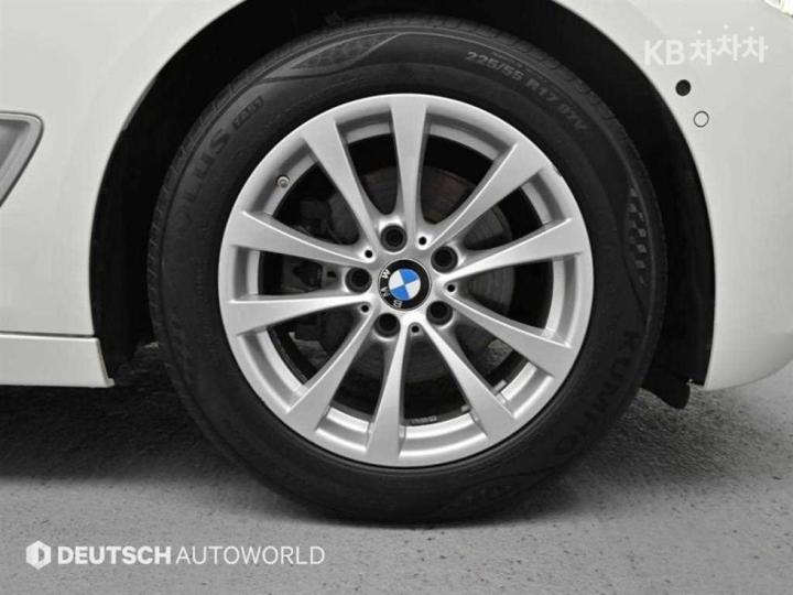 BMW 3 Series GranTurismo GT 320d F34 xDrive Premium 6