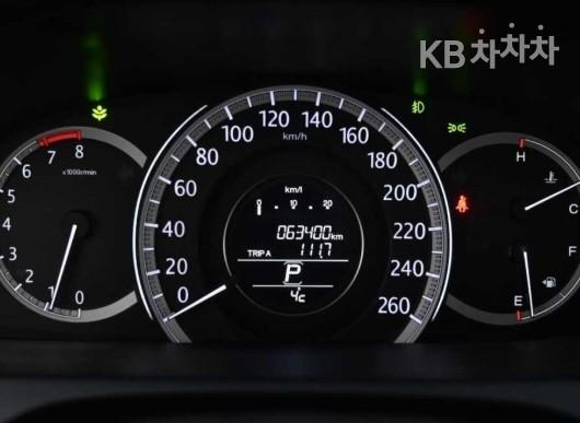 Honda Accord 2.4 Sedan 2008-2012 9