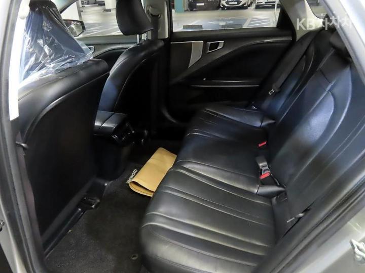 Kia K8 3.5 LPG Trendy 8