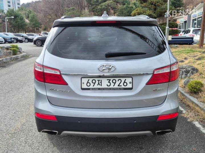 Hyundai Maxcruz Diesel e-VGT R2.2 2WD Exclusive 6